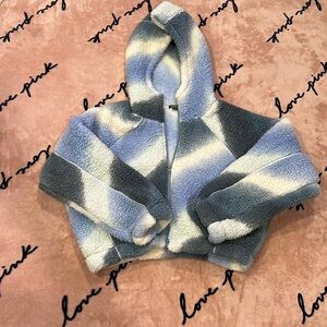 Wild Fable Faux Fur XS/S zip sweater